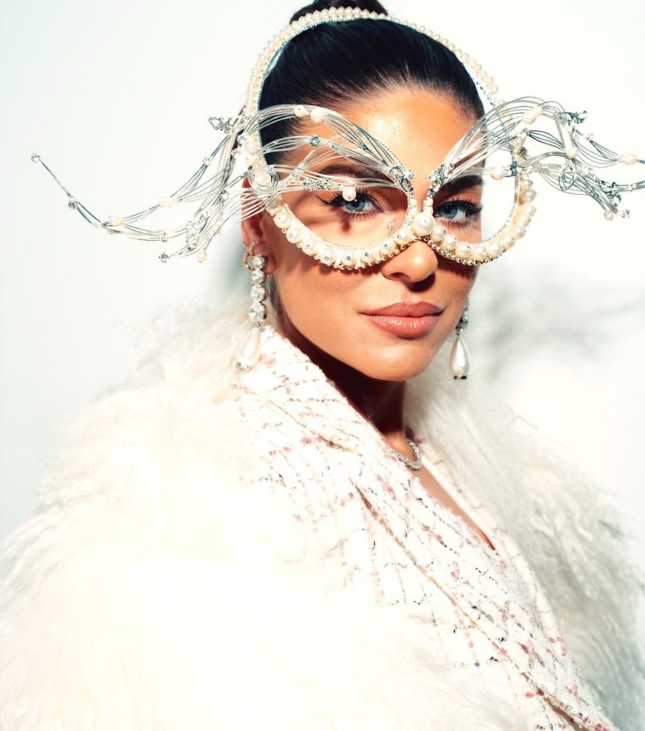 Crystal masquerade editorial look, makeup by Andrada Rusu
